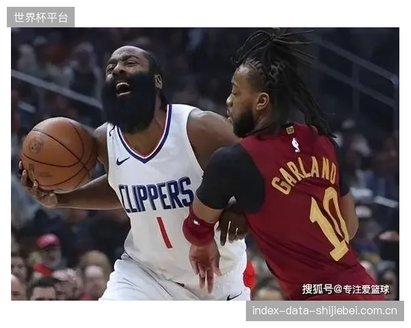 哈登的季后赛高阶数据持续下滑，其大合同成为骑士休赛期难题。